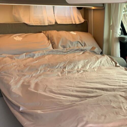 Ahorn Camp T 640 halfintegraal: een compacte camper met ruimte
