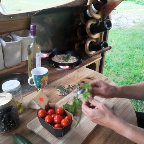 Een caravan geheel van hout omdat het kan: de Volksschrauber Aircamper