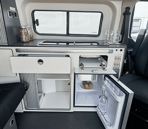 Panama op de Transit Custom is nieuw buscampermerk van Trigano