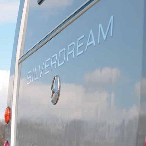 Nieuw jasje voor bijzondere Wanner Silverdream 690 RS