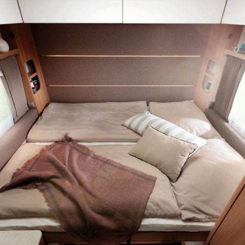 LMC Style 400 F: compacte caravan met een opklapbed