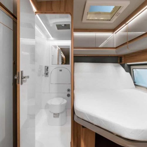 Affinity Camper Van is een bijzondere buscamper met integraaltrekjes