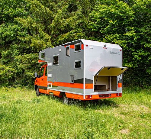Bimobil 383 BJ, de familiecamper met een dubbele cabine