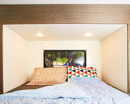 Hyundai Porest: compacte alkoofcamper met slide-out