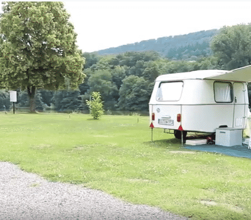 Overnachten in caravan of camper in Duitsland verboden