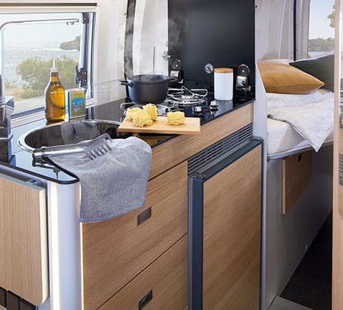 De Karmann Dexter 570 4×4 heeft een afwijkende indeling