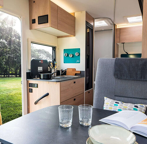 Joa Camp 60F interieur