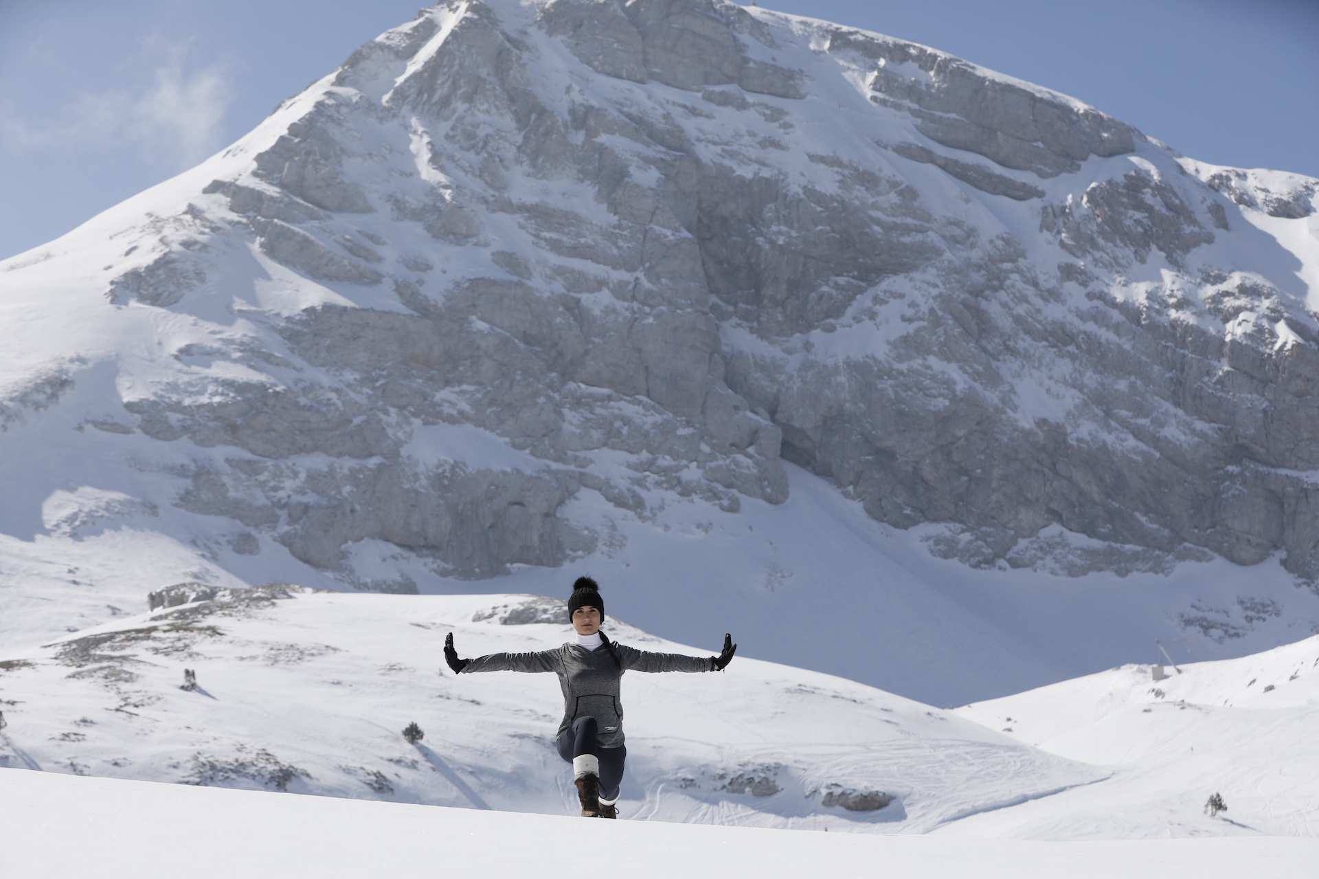 yoga hike Franse Alpen
