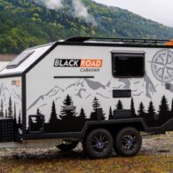 Blyss Speedcaravan 420 Cross Black Road