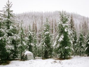 winterkamperen in een tent