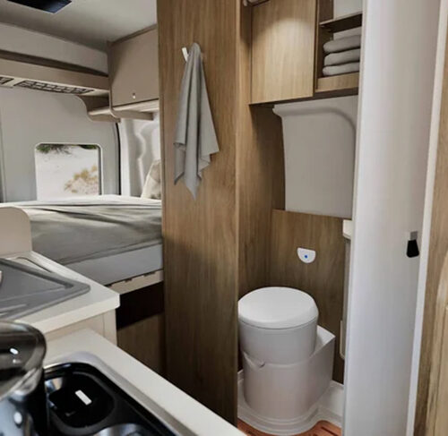 Carado CV590 4x4 interieur