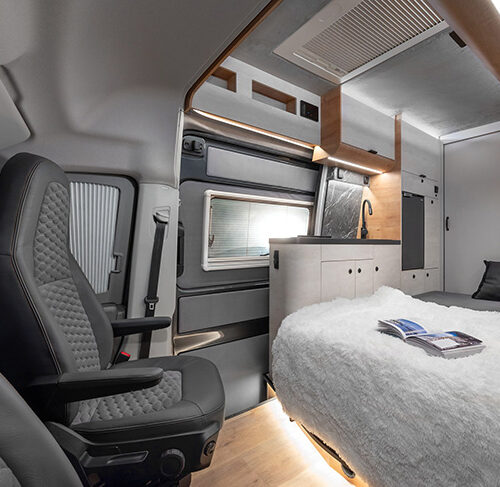 Globe-Traveller Falcon bed