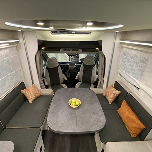 Chausson 720 face-to-face