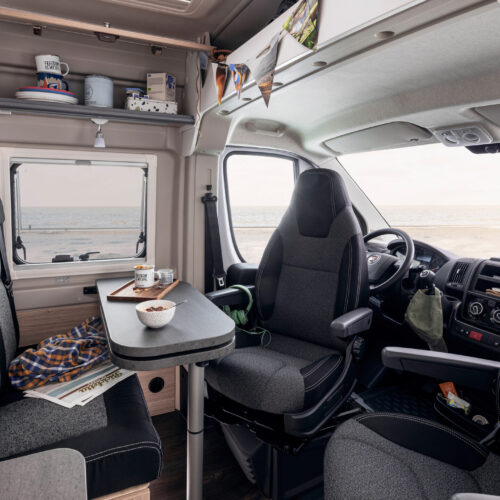 Sunlight Cliff 601 interieur