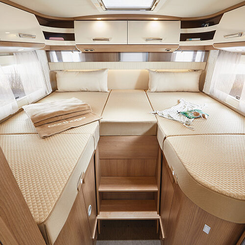 Carthago c-tourer I145 RB LE slaapkamer