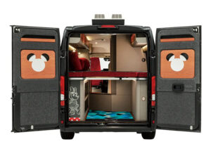 Disney Fiat Ducato achterzijde