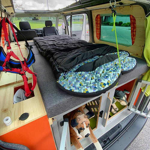 Flowcamper Fellschnute bed hondenboxen