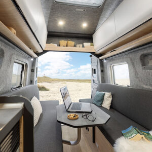 Hobby Maxia Van 680 DT face-to-face