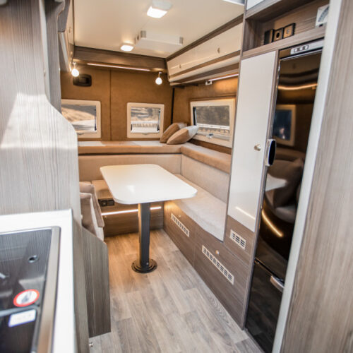 MegaMobil Lounge 640