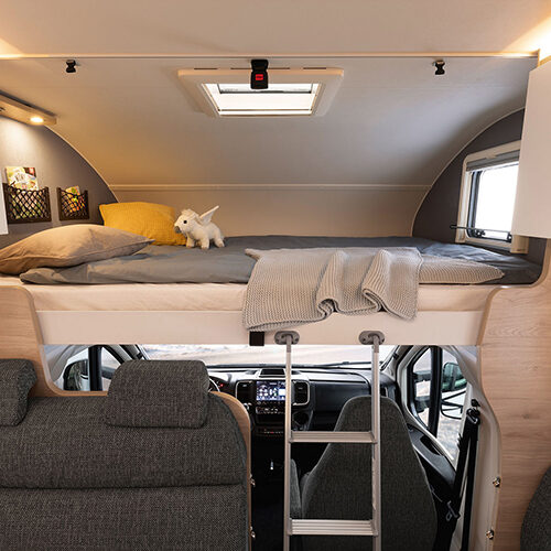 A 7872-2 alkoofbed