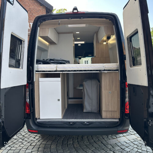 Yucon V-City achterzijde