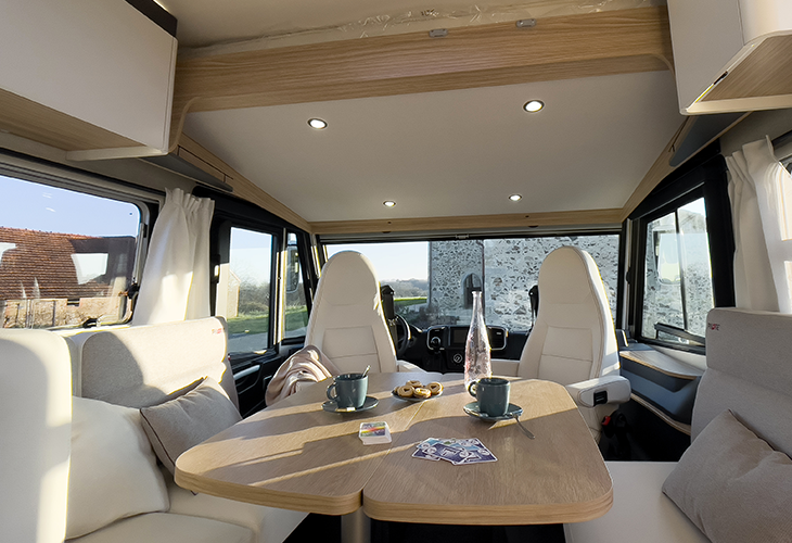 Interieur Pilote-G720fgj Interieur Pilote-G720fgj