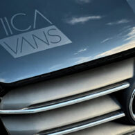 Viica Vans 60 Mercedes front