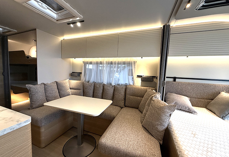 Adria Adora 2026 interieur