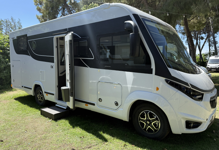 Benimar 2026 Amphitryon