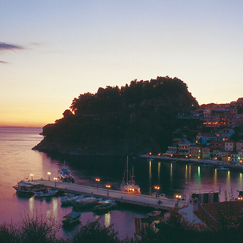 Parga Y Skoulas