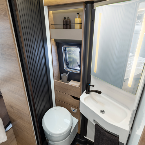 Boxtime 600 MQ toilet