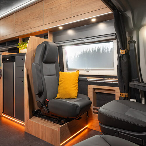 Globe-Traveller-ExplorerX-New-seat-0084-m