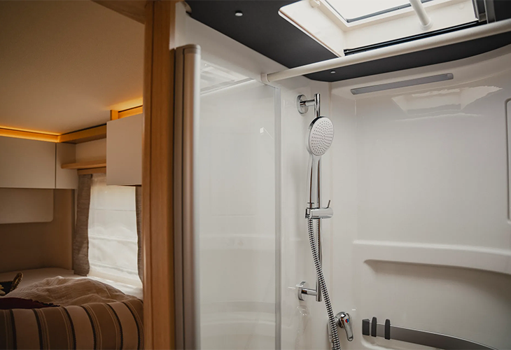 B-Class MasterLine BlackLine douche