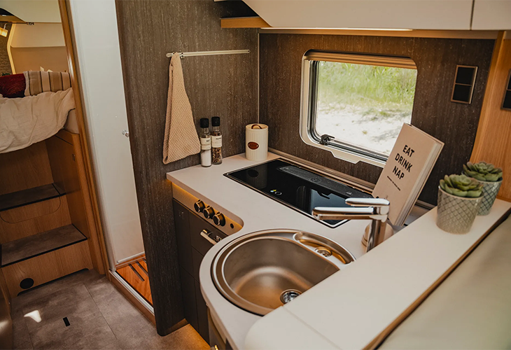 B-Class MasterLine BlackLine keuken