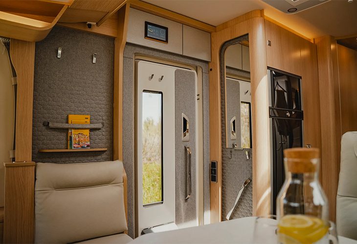 B-Class MasterLine BlackLine toegangsdeur