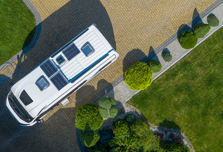 Zonnepanelen camper installeren