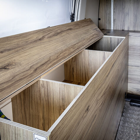 Dexter 635 opbergruimte