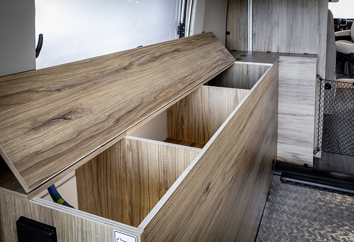 Dexter 635 opbergruimte