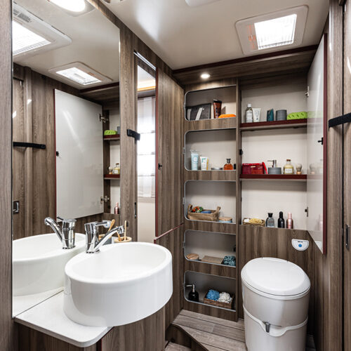 Kronos 266 TL badkamer