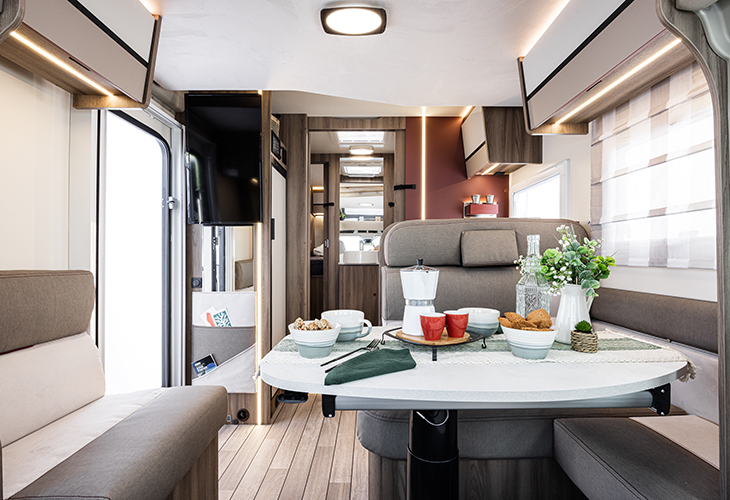 Kronos 266 TL interieur