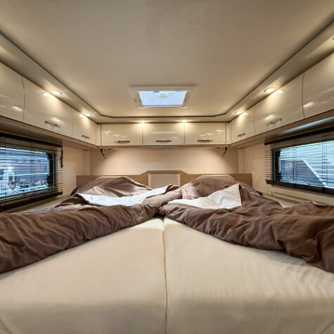 Phoenix Maxi Liner 9000 AY bedden