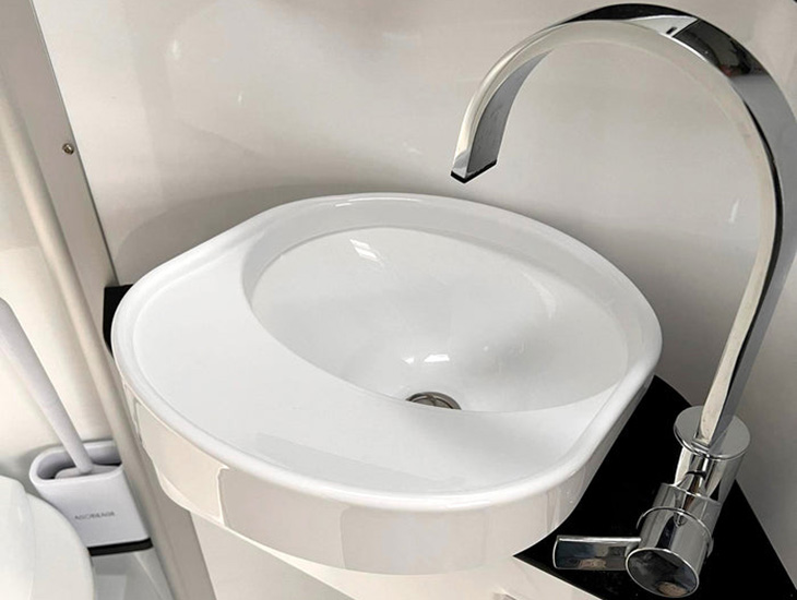 Opzetwastafel camper