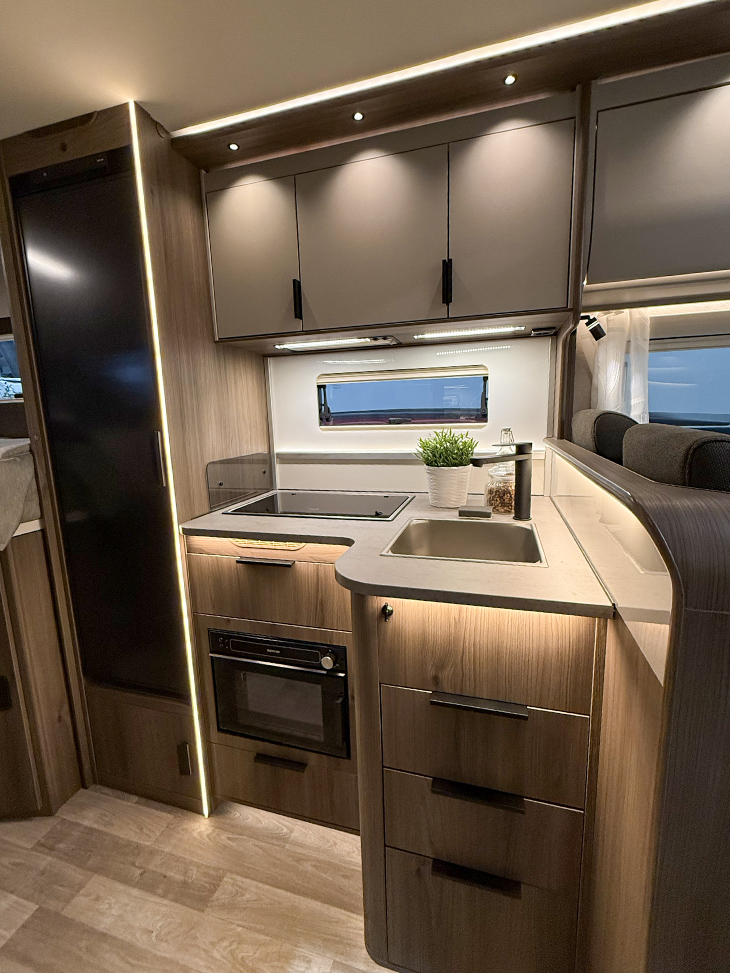 Novum Traq 750 LGB keuken