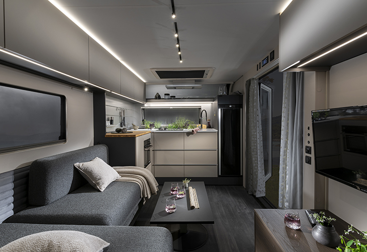 Astella-704-HP interieur