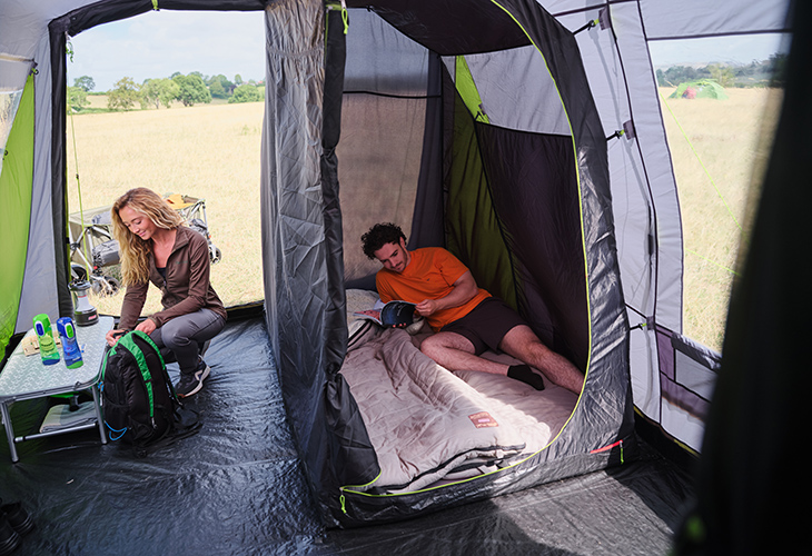 Coleman Victoria Falls 4 Inner bedroom