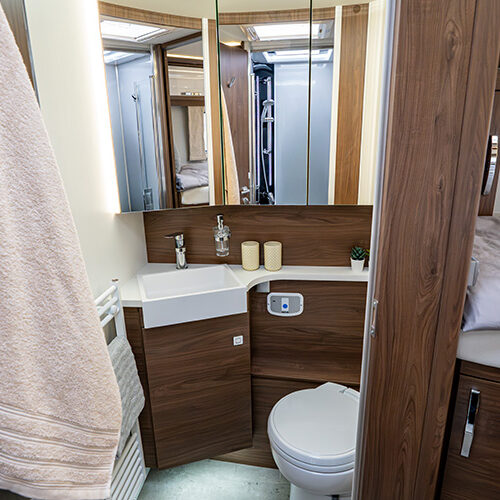 I 790 GDW Titan toilet