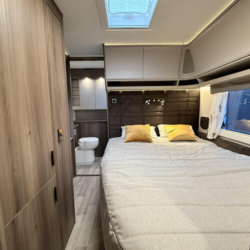 Imperial 880 BTDL Frans bed