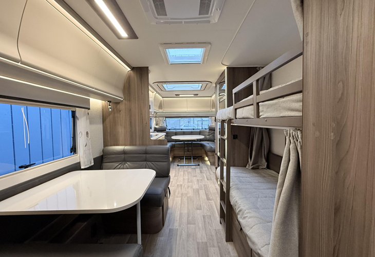 Imperial 880 BTDL dinette