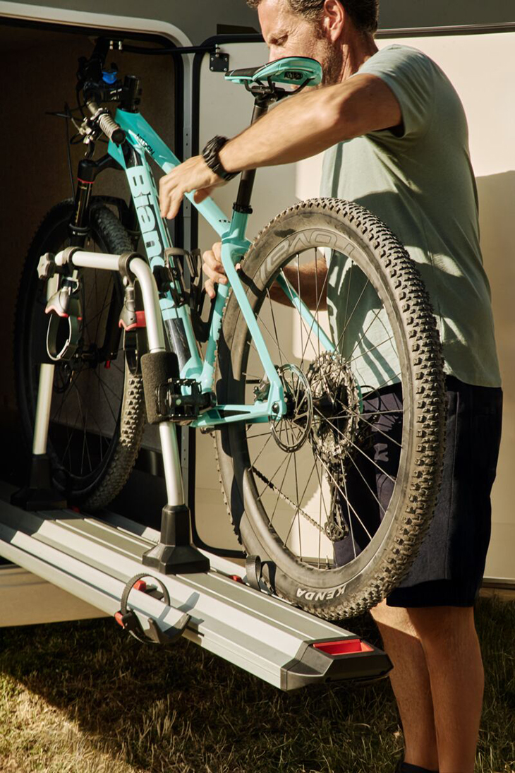 Garage Slide Deluxe Fiamma