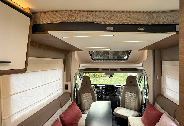 Yrteo 885 interieur